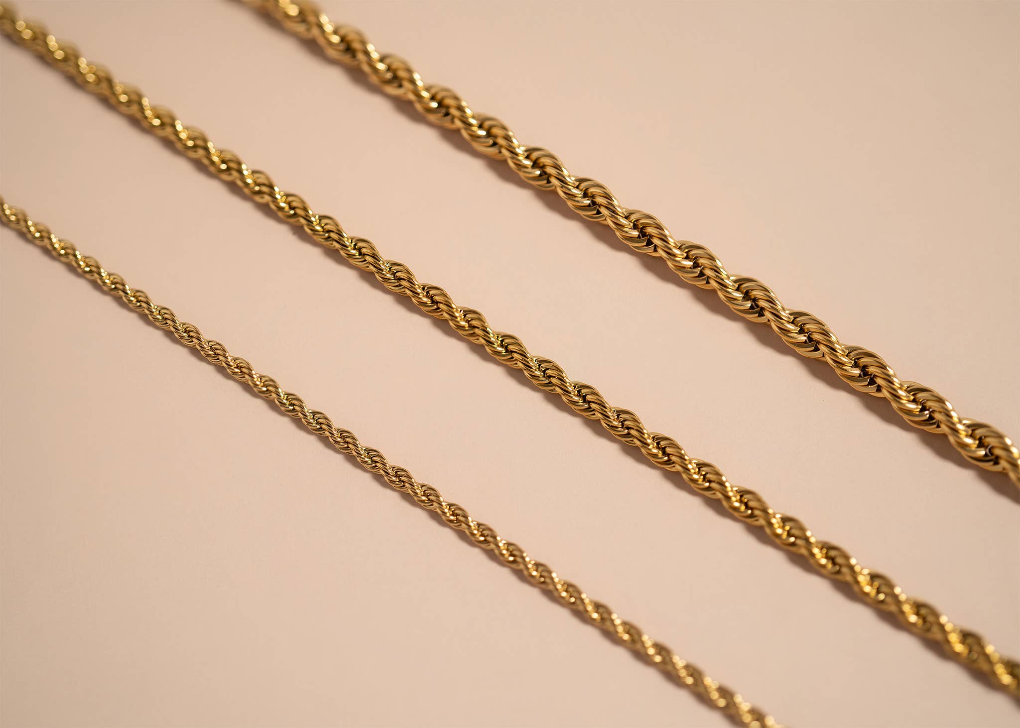 WJW - Wholesale Schakelketting - Gouden ketting met touw9