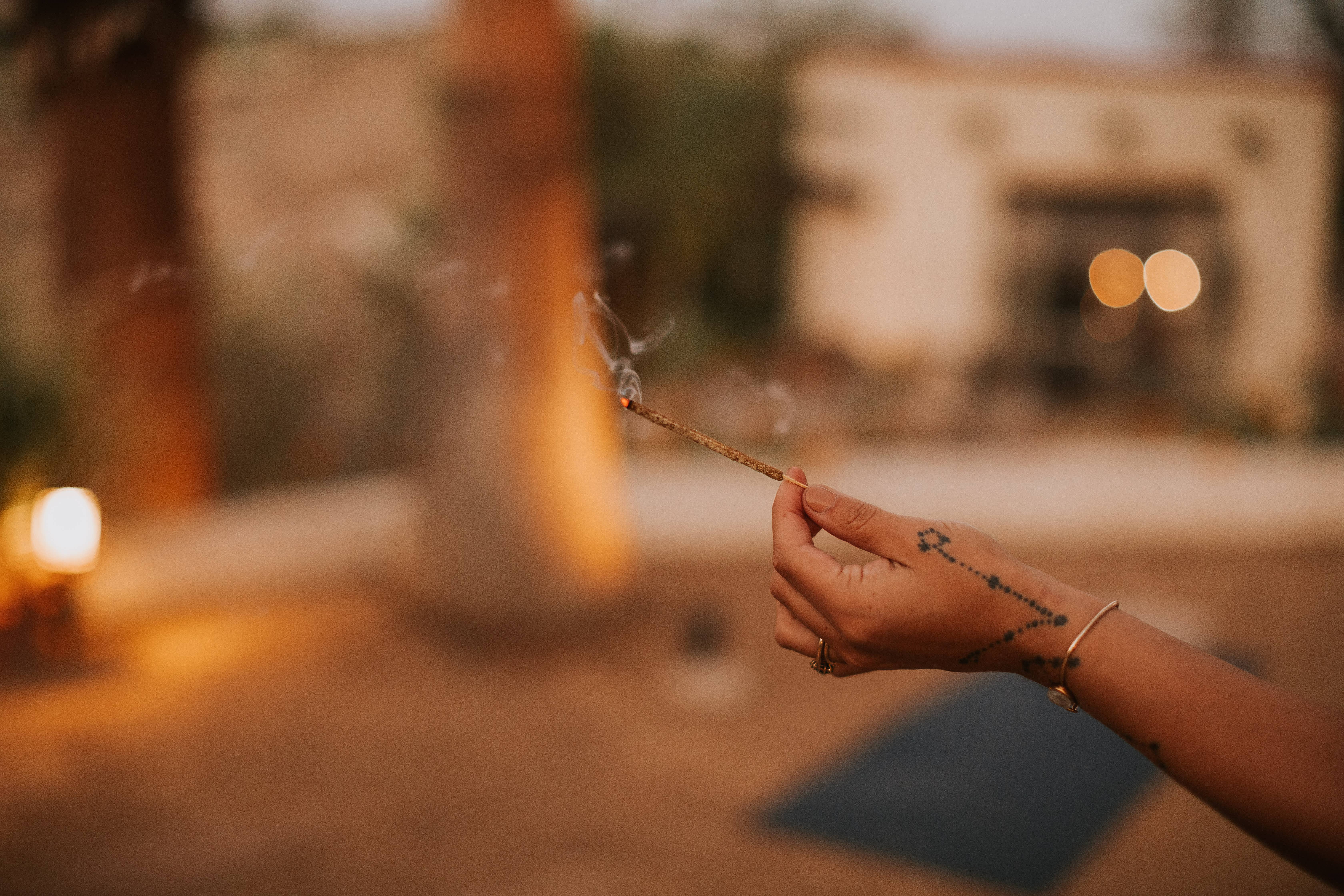 Leftover Hippies Incense - Wholesale Incense - TEMPLE BLEND Incense Sticks - Cedar, Sage & Frankincense1