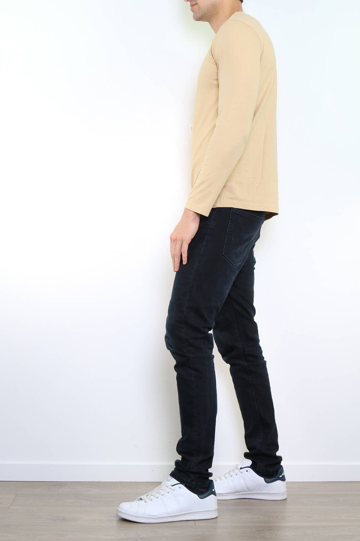 Beige T-Shirt Manches Longues Col Boutonné Kajol-Beige en vente sur Faire2