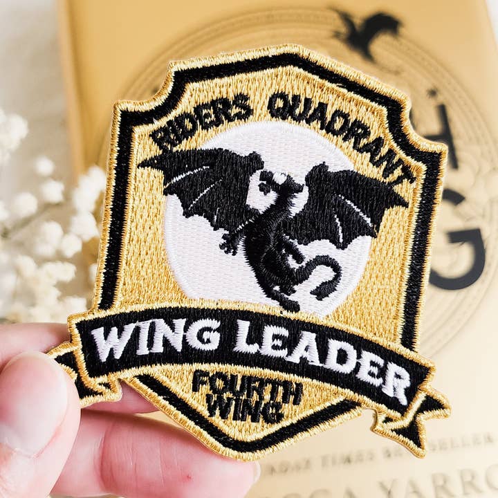 Vingeleder Ryttere Kvadrant Broderet Mærke for engroshandel hos The Bean Workshop