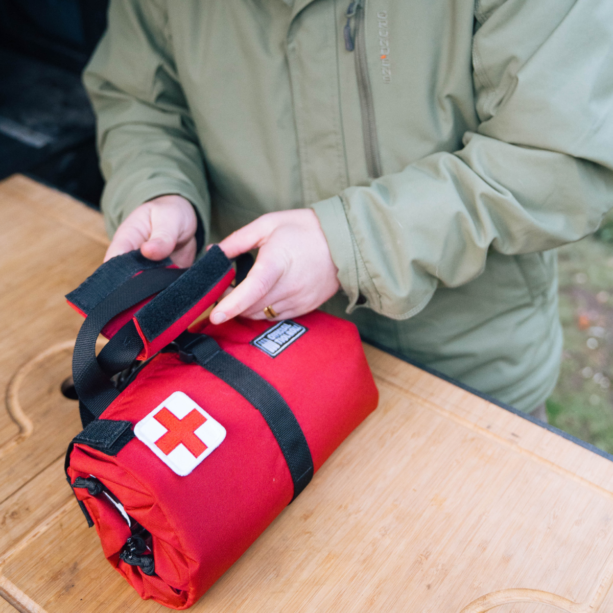 Official Tool Roll - Vendita all'ingrosso Kit di pronto soccorso - Medic Roll - Kit di pronto soccorso compatto e resistente11