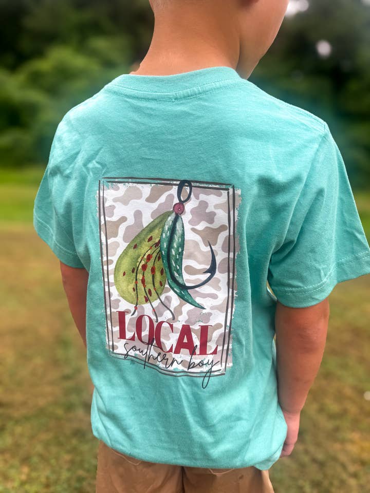 Local Boy | T-shirt graphique pour la vente par Foster & Co.