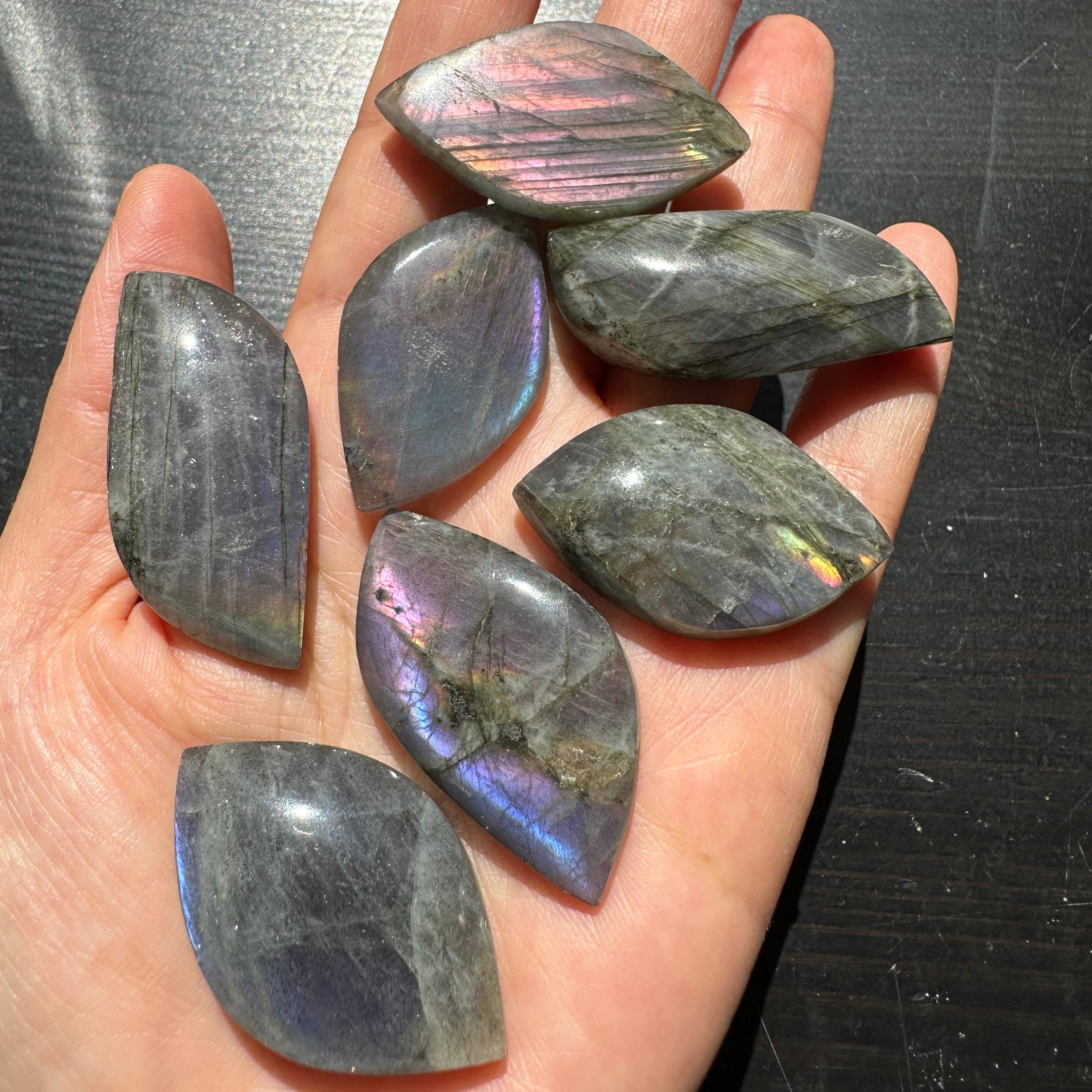 Moon Rituals - Venta al por mayor Piedras/cristales espirituales - Cabujón de Labradorita Púrpura – Perfecto para Colgantes de Collar, Regalo de Cristal de Navidad2