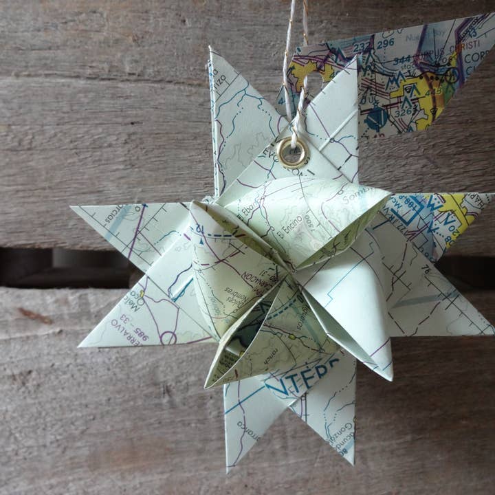 The Foxes Tail - Wholesale Ornament - Upcycle Moravian Star Ornament13