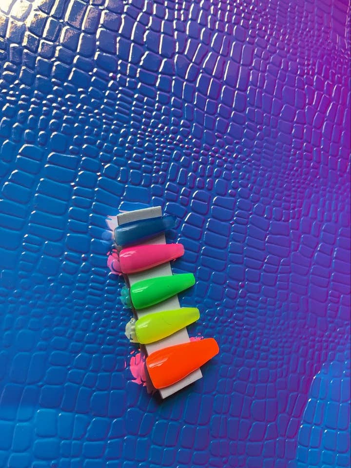 Neon Disco Party for wholesale by PRESSEDONCLASSY