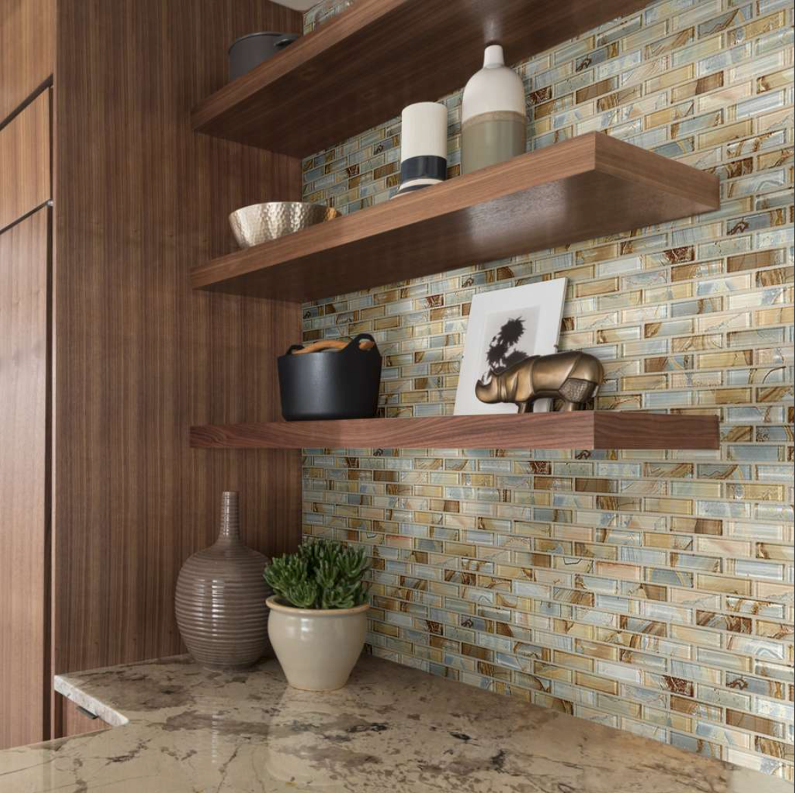 Thomas Avenue Ceramics - Vente Carrelages muraux - Mosaïques linéaires aléatoires en verre nacré de 12 « x 12"3