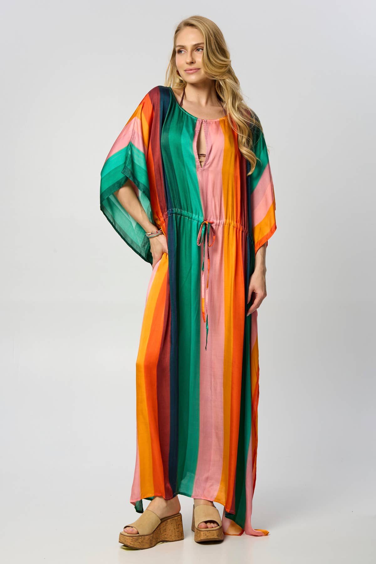 SAACHI – Großhandel Kaftan – Damen – Mehrfarbiger Kaftan mit gestreifter Taille3