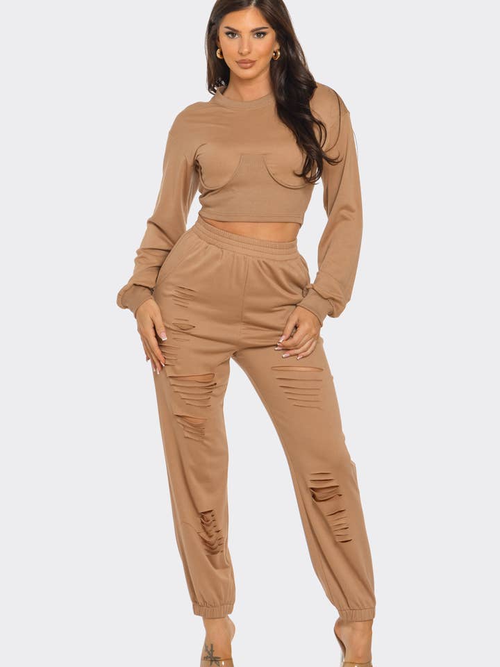 Julia by LoveJ – Großhandel Set aus Oberteil und Hose (NICHT Loungewear) – Damen – Set aus festem Top mit Rundhalsausschnitt und lasergeschnittener Hose7