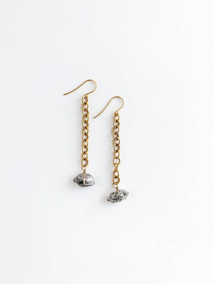 Boucles d'oreilles chaîne en diamant Herkimer | Boucles d'oreilles bohèmes pour la vente par Laura Stark Designs