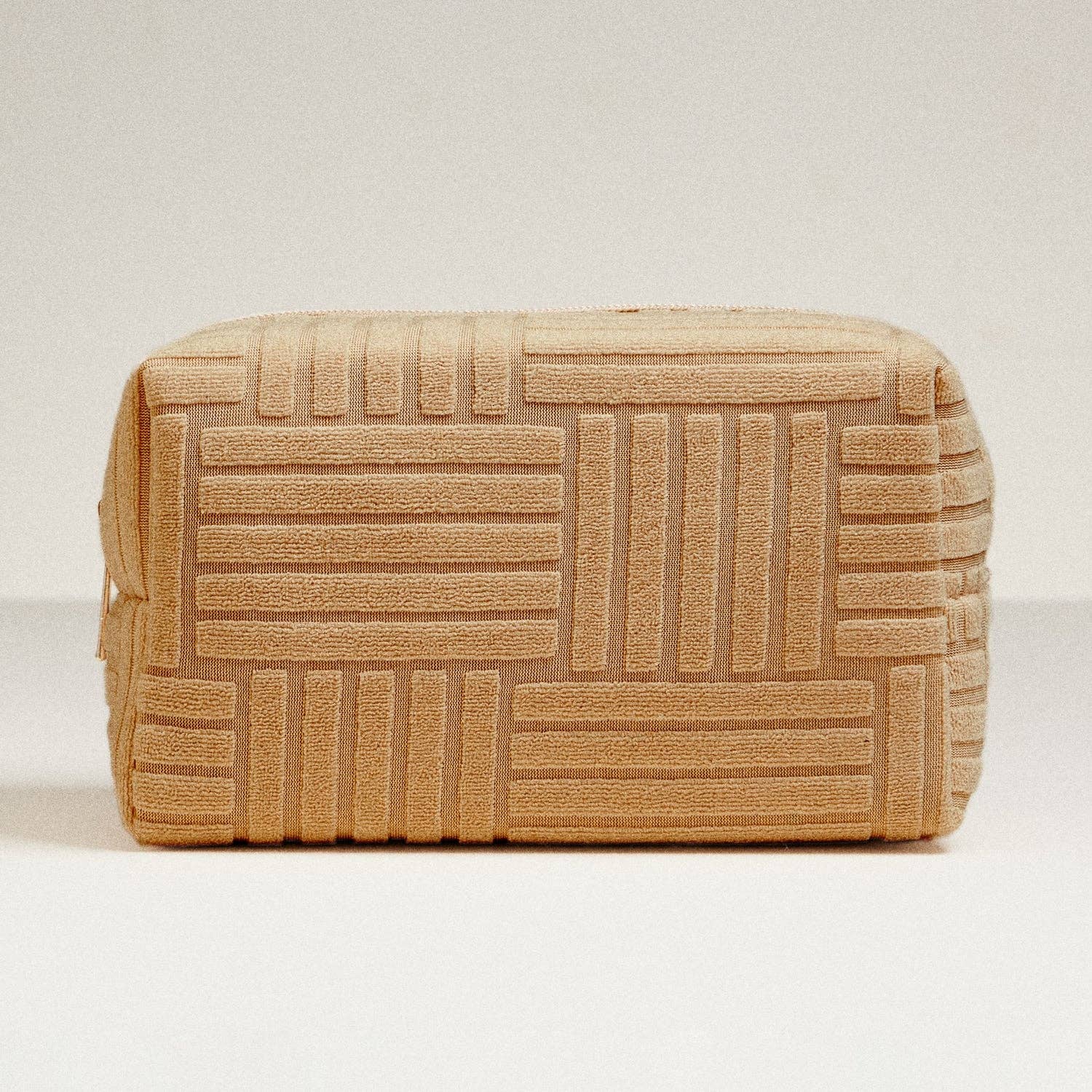 Frem - Wholesale Pouch - Women's - Luxe Terry fabric Travel Pouch -Medium5