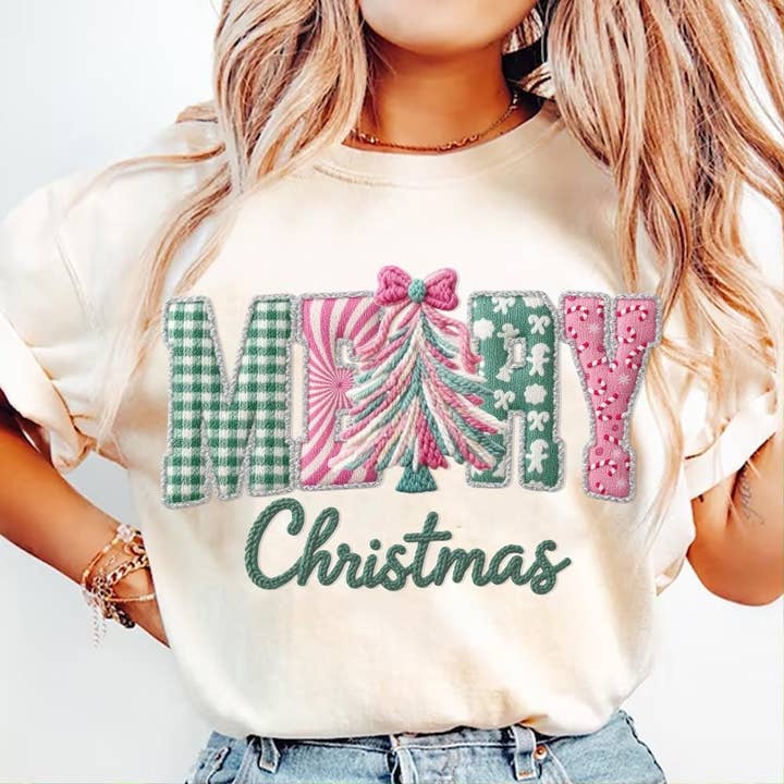 Maglia di Natale con filato finto, maglione con albero di Natale in filato per la vendita all'ingrosso da parte di DLT Ecommerce