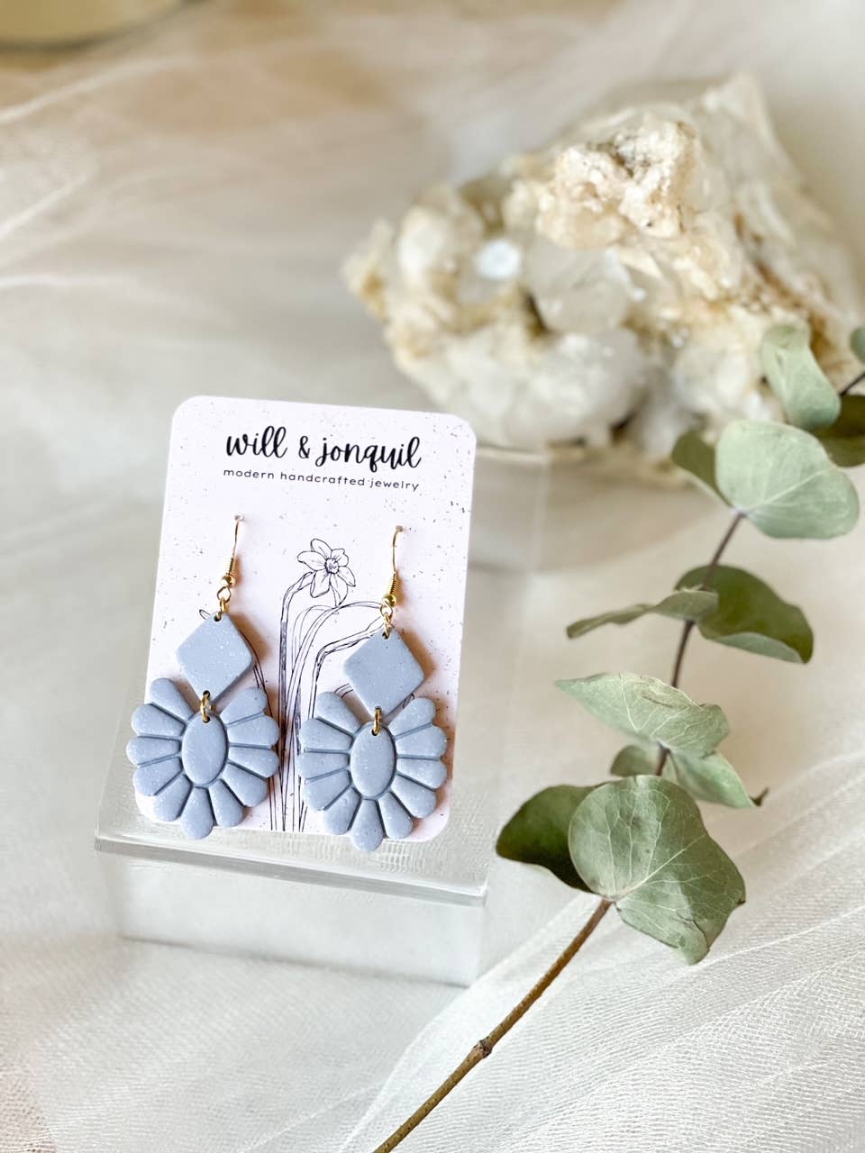 Will and Jonquil - Vente Boucles d'oreilles pendantes - La boucle d'oreille Pearl3