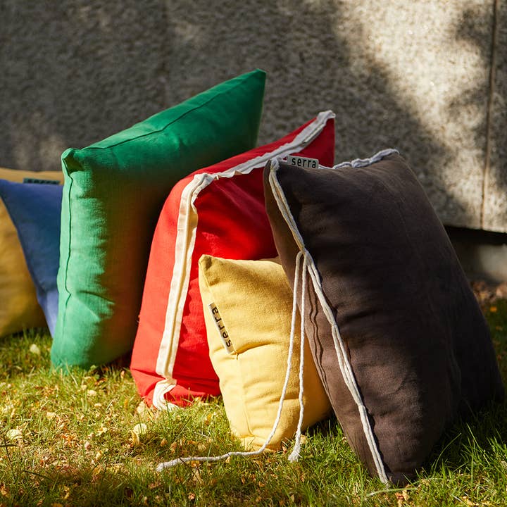 Gigi Homard for wholesale by Serra