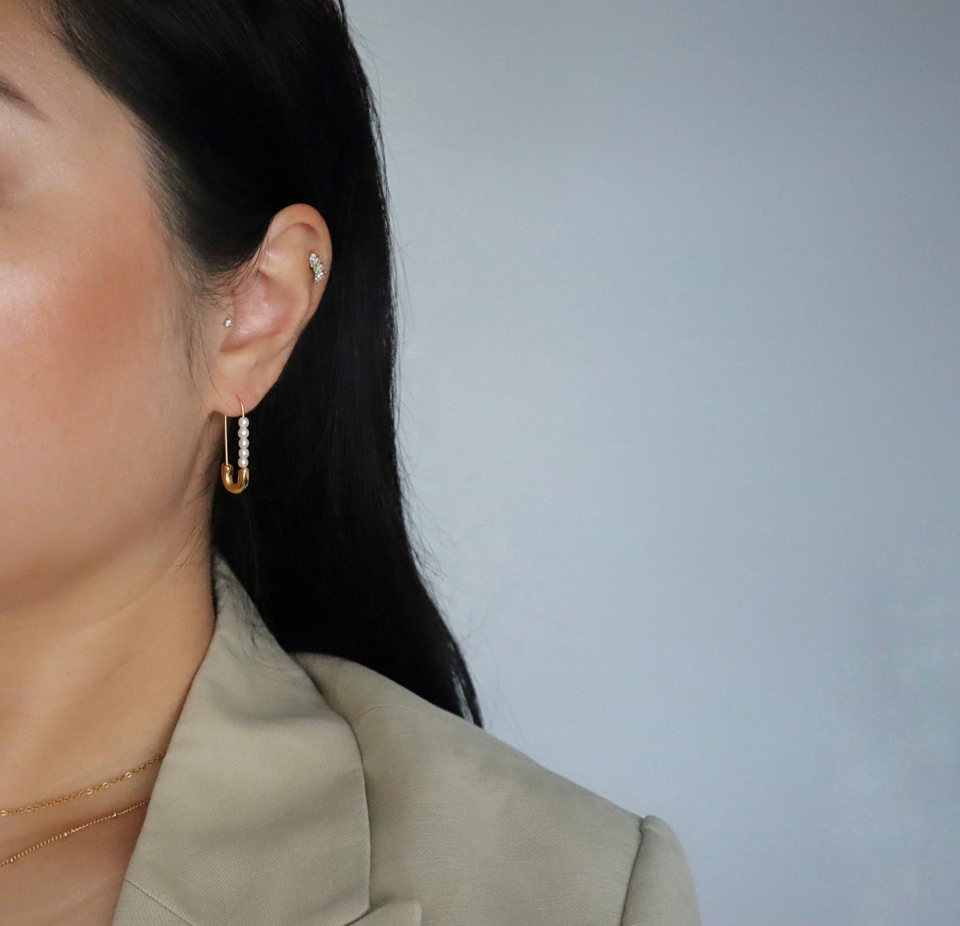 JESSA Jewelry - Wholesale Dangle Earrings - Safety Pin Earrings1