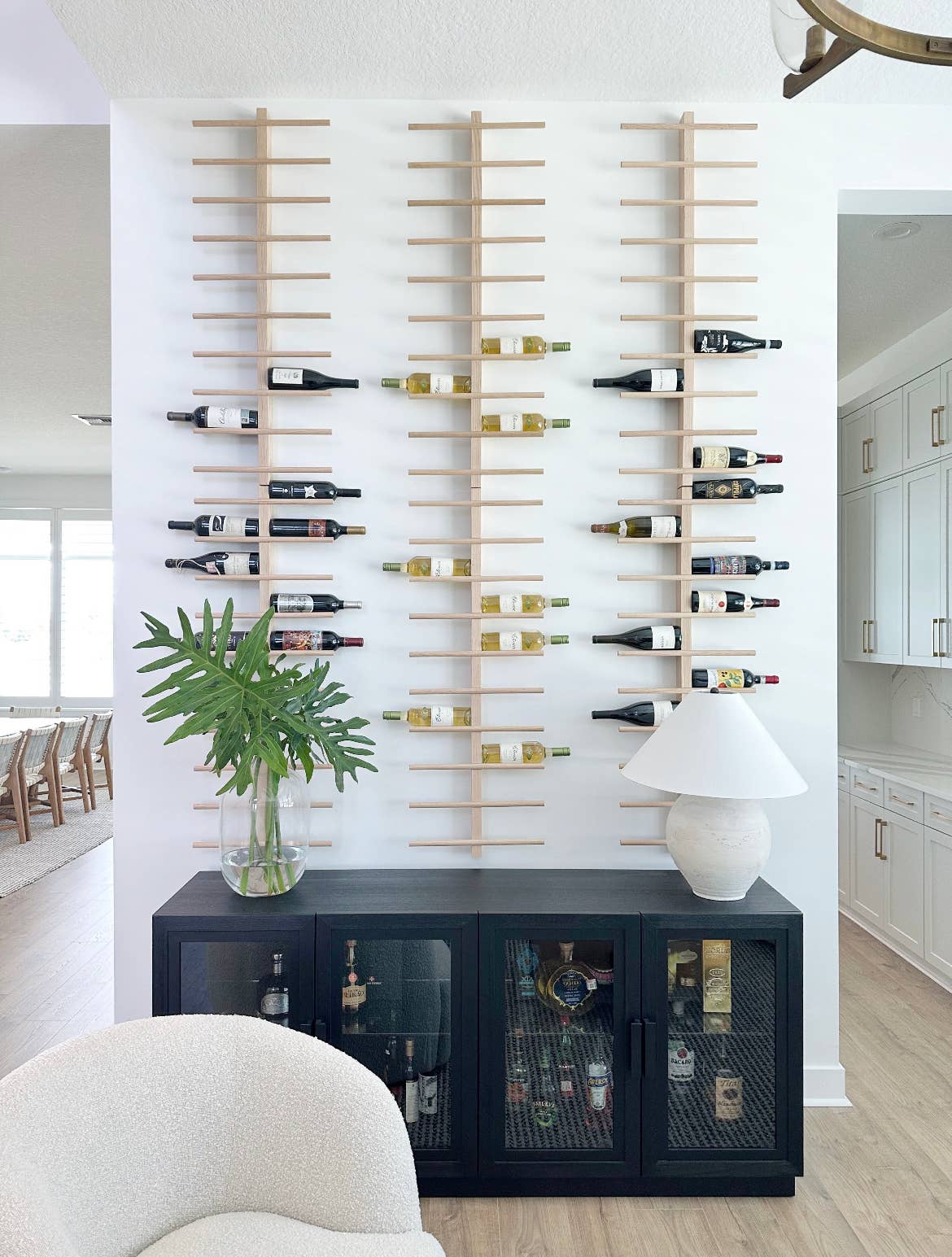 DmsDesignTeam – wholesale Wall-mounted shelf – Unique Vertical Oak Wine Rack2