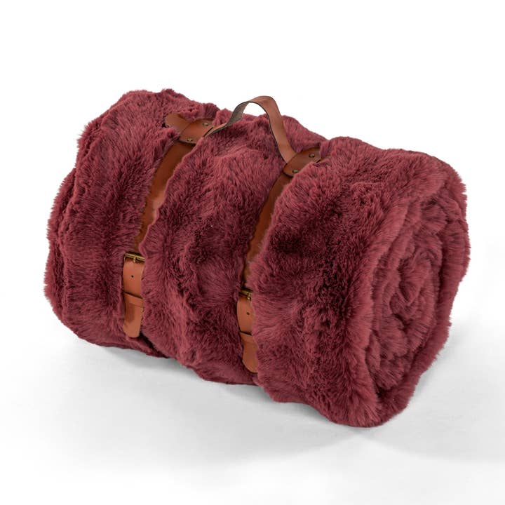 Tiseco - Wholesale Throw Blanket - Throw BUBBLE - Faux rabbit fur - 130x180 cm1