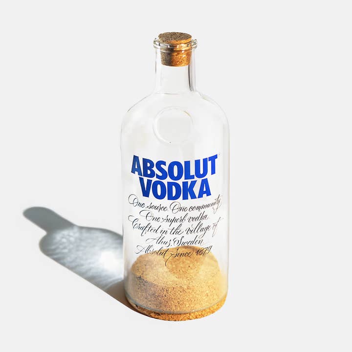 Bocal de vodka coupé en bas pour la vente par Mosa