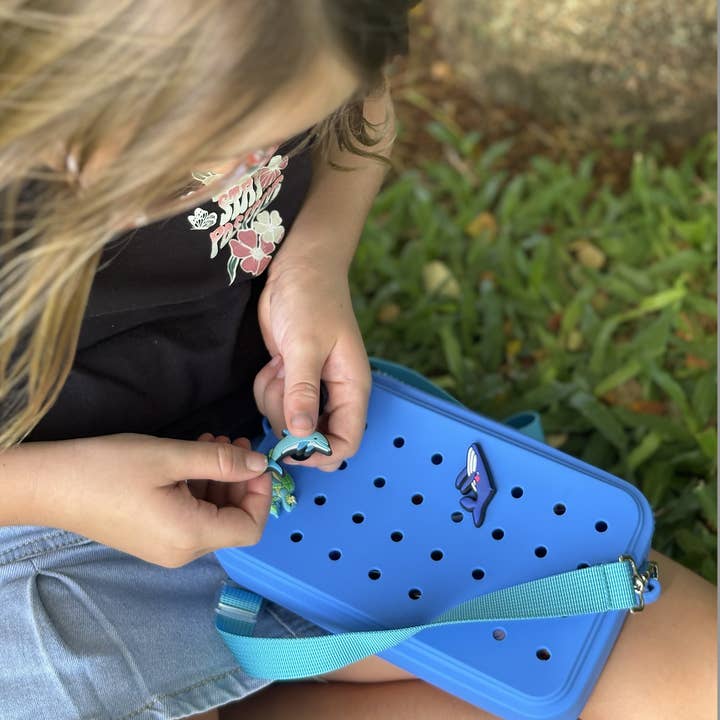 Left Right Design - Wholesale Crossbody Bag - Kids - MyCharm Purse -silicone, customizable, vibrant and versatile6