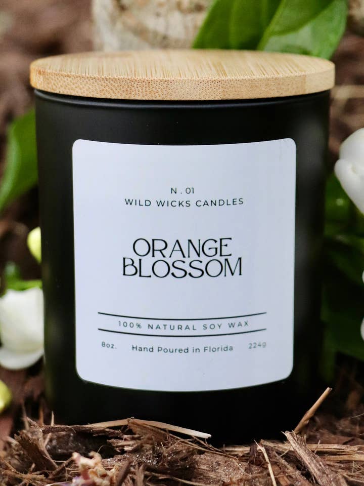 Candela ai Fiori d'Arancio - 8 oz. Soia, Non Tossica, Fresca e Floreale per la vendita all'ingrosso da parte di Wild Wicks Candles