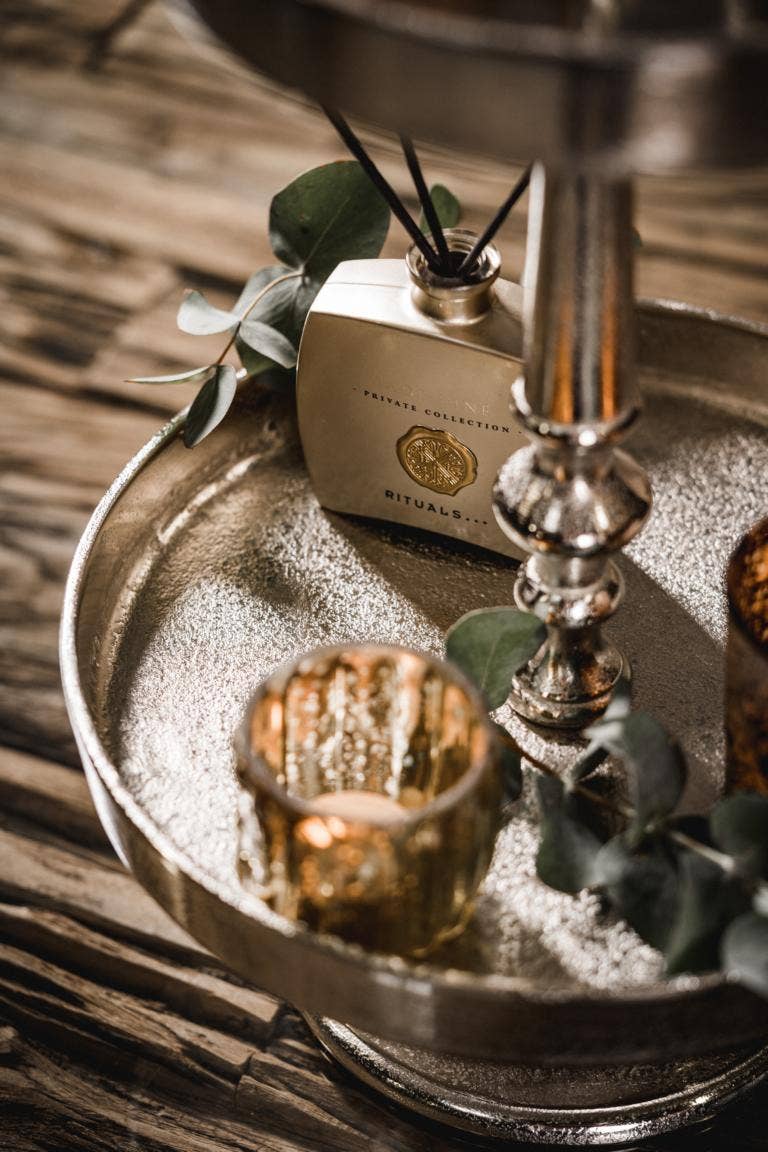 Michael & Philipp Noll e. K. – Großhandel Beistelltisch – Etagere Lilie Silber Zweistöckig5