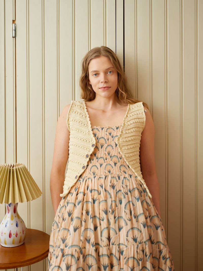 Laine Publishing – Großhandel Buch zum Thema Basteln, Hobbys & DIY – Let’s Crochet! – Sonderausgabe der Laine Magazine über zeitgenössisches Häkeldesign3