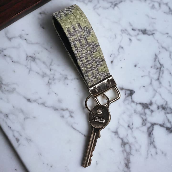 Moose & Co - Wholesale Keychain - Unisex - Welsh tapestry blanket design key fob