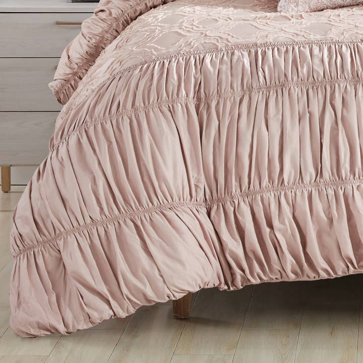 Linen Mart – Großhandel Bettwäsche-Set – Ultraweiche rosa plissierte Bettdecke mit Rüschen - 7-teiliges Set