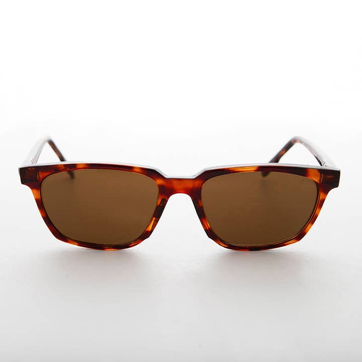 SUNGLASS MUSEUM - Wholesale Sunglasses - Women's - Horn Rim Beatnik Mod 1950s Classic Vintage Sunglass - Ronnie
