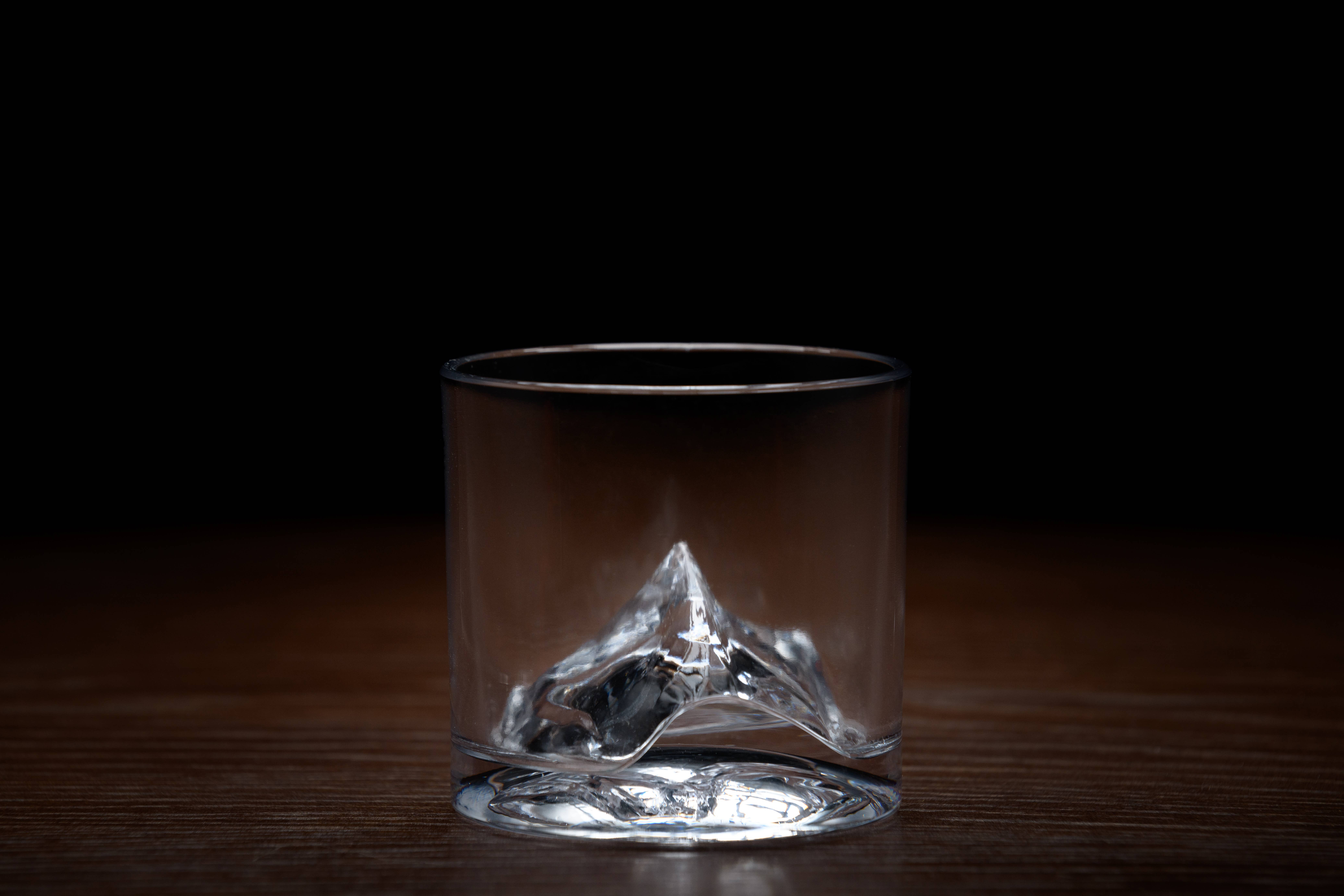 Viva | Espro | Liiton - Wholesale Cocktail/Liquor Glass - Everest - 2-Piece Crystal Bourbon Whiskey Glass Set5