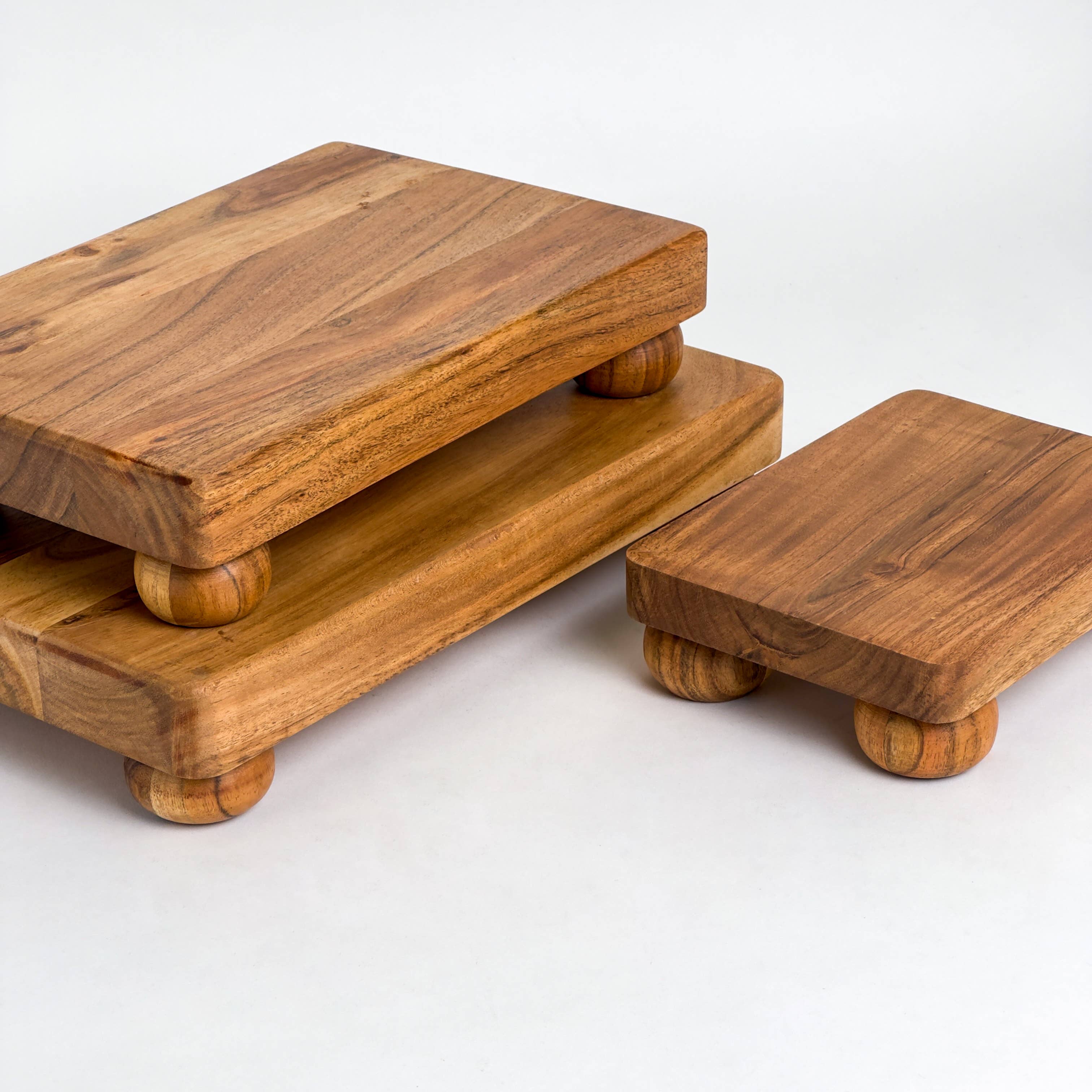 India Handicrafts Inc - Vente Planche à découper - Blocs de boucher en bois d'acacia, ensemble de 34