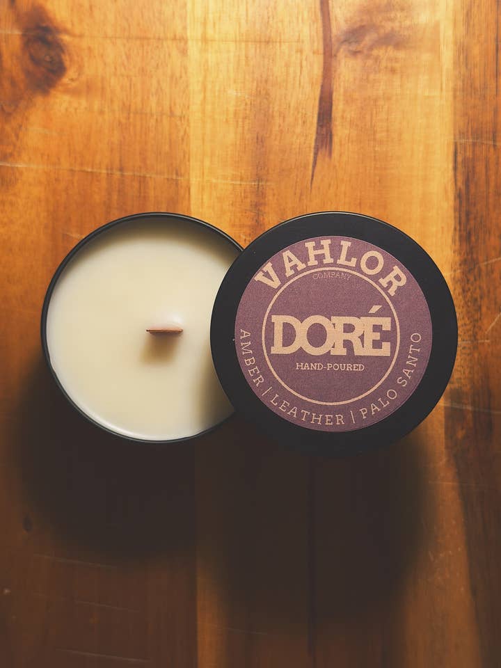 DORÉ – Luxury Amber & Leather Candle, Wood Wick, 4 oz for wholesale by VAHLOR COMPANY