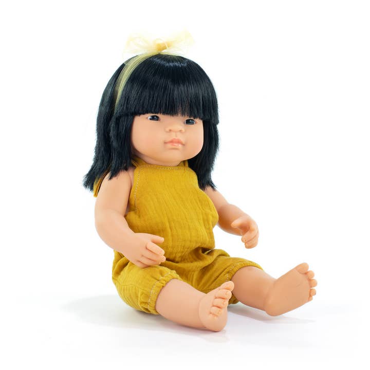 Poupée Bébé Fille Asiatique 15'' (boîte) - M&M pour la vente par Miniland Educational