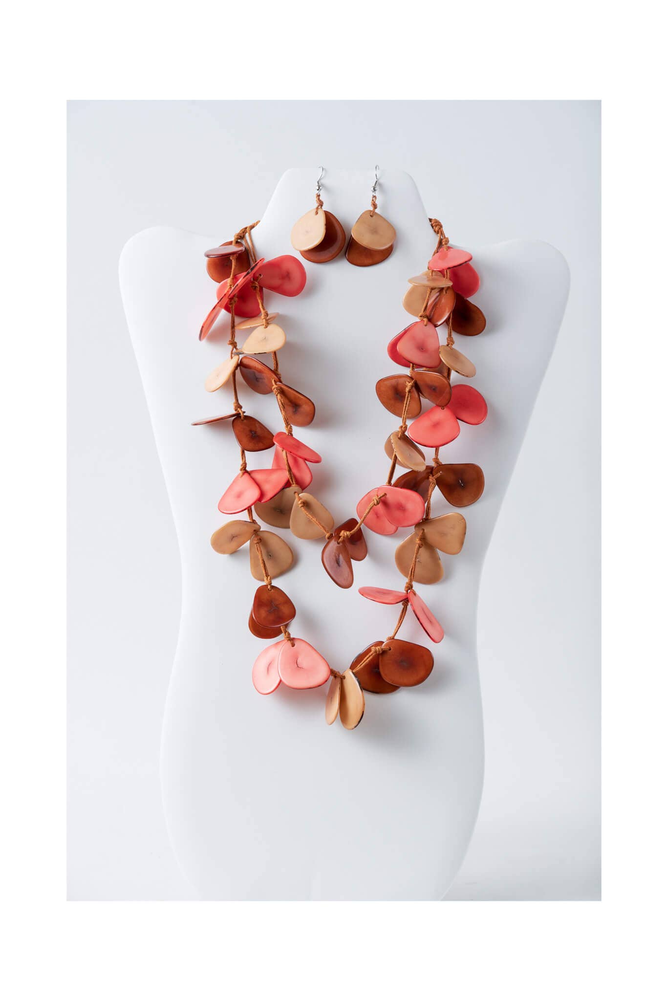 TaguArtsy – wholesale Smycken – Nola kronblad lång Tagua halsbandsuppsättning35