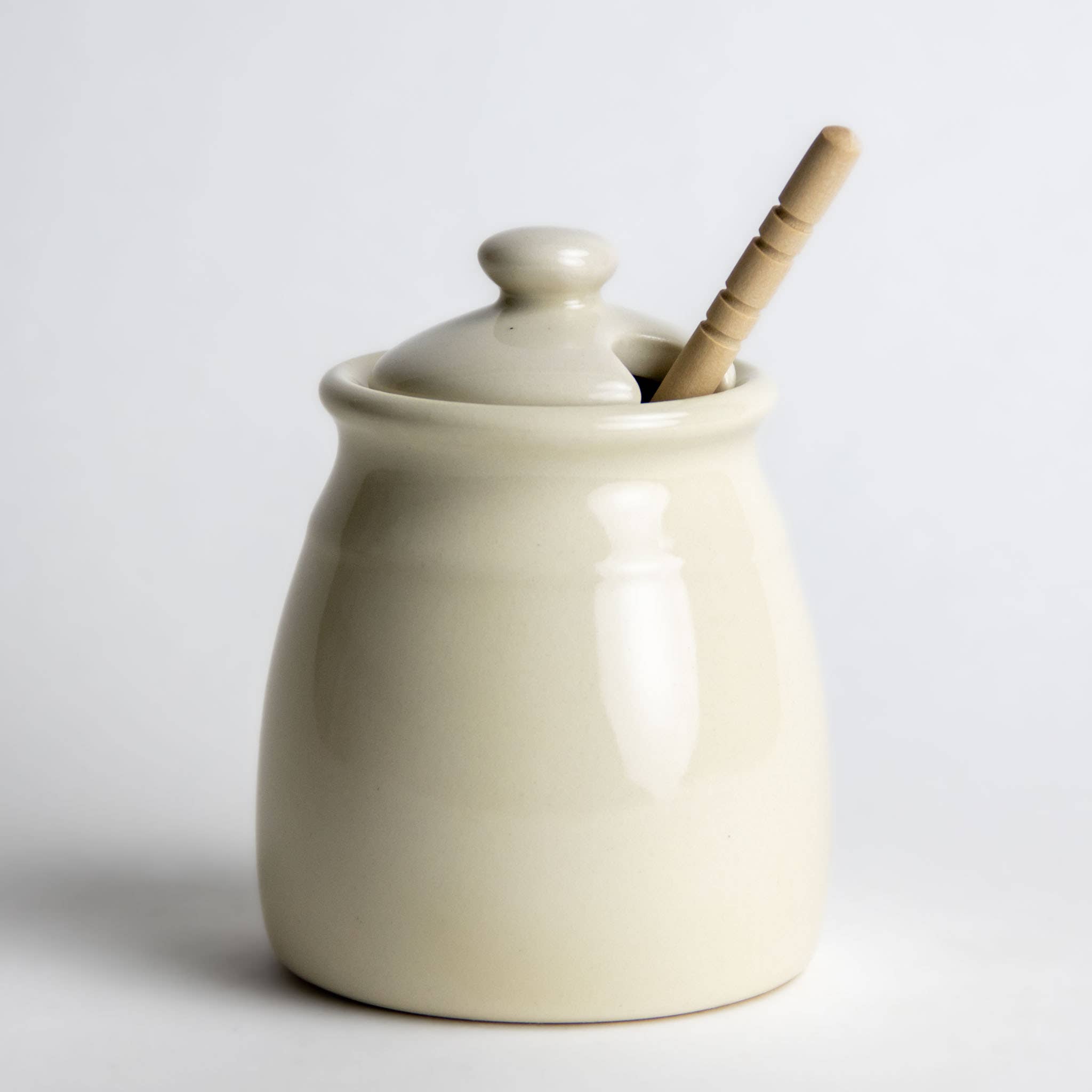 Emerson Creek Pottery – wholesale Honungskruka – Honungsburk med träpinne från Emerson Creek Pottery7
