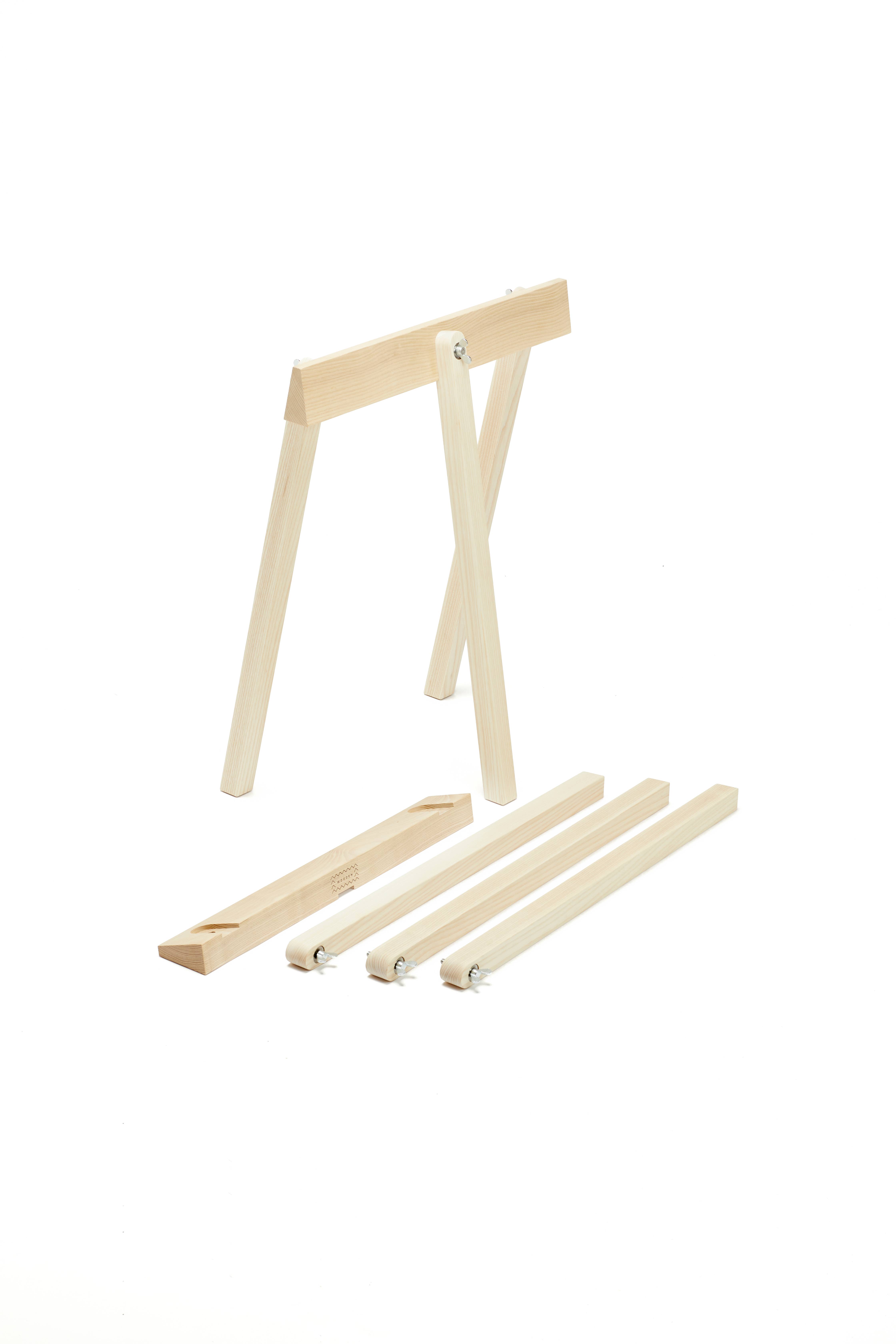 WOODEN FINLAND – mesa de apoio por atacado – Par de cavaletes Treehorse em madeira maciça de freixo7