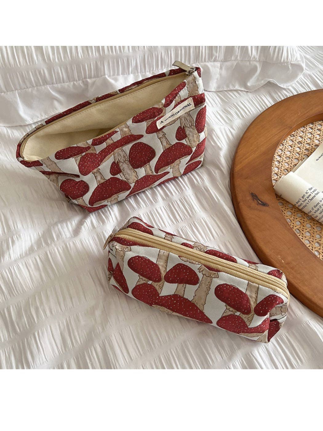Funkyrel® Atzbranding Limited – wholesale Make-up/cosmetic bag – Cosbai – Canvas Mushroom Travel Makeup Bag6