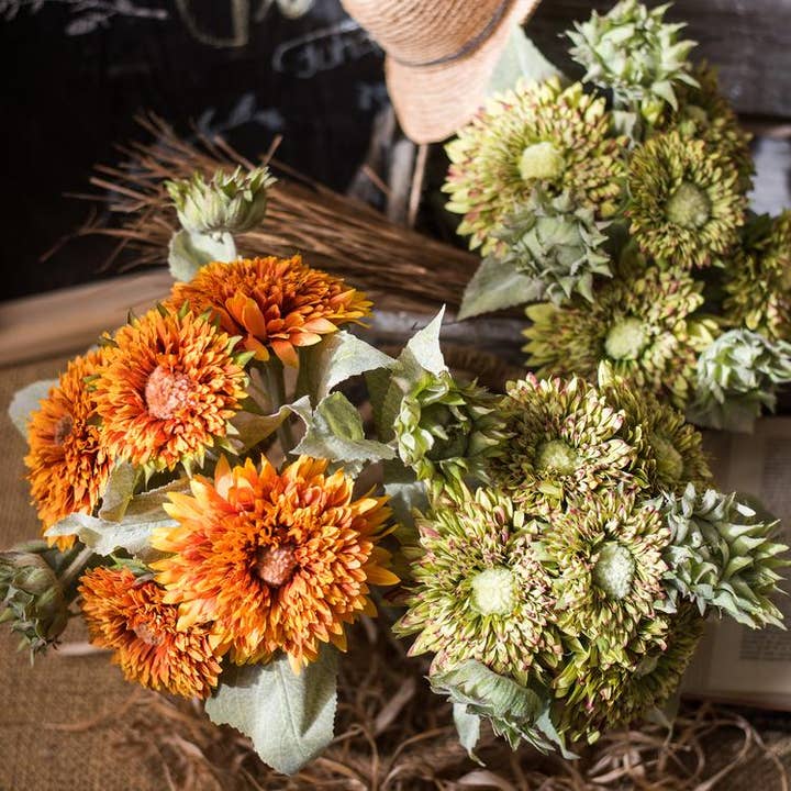 Rustic Reach - Wholesale Artificial Flowers - Artificial Sunflower Bouquet in Green or Orange 18" Tall