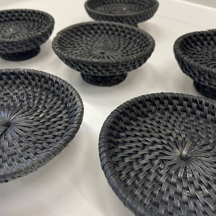 ByBazz - Wholesale Decorative Plate/Dish/Bowl - Schaaltje Rotan Voet S 7