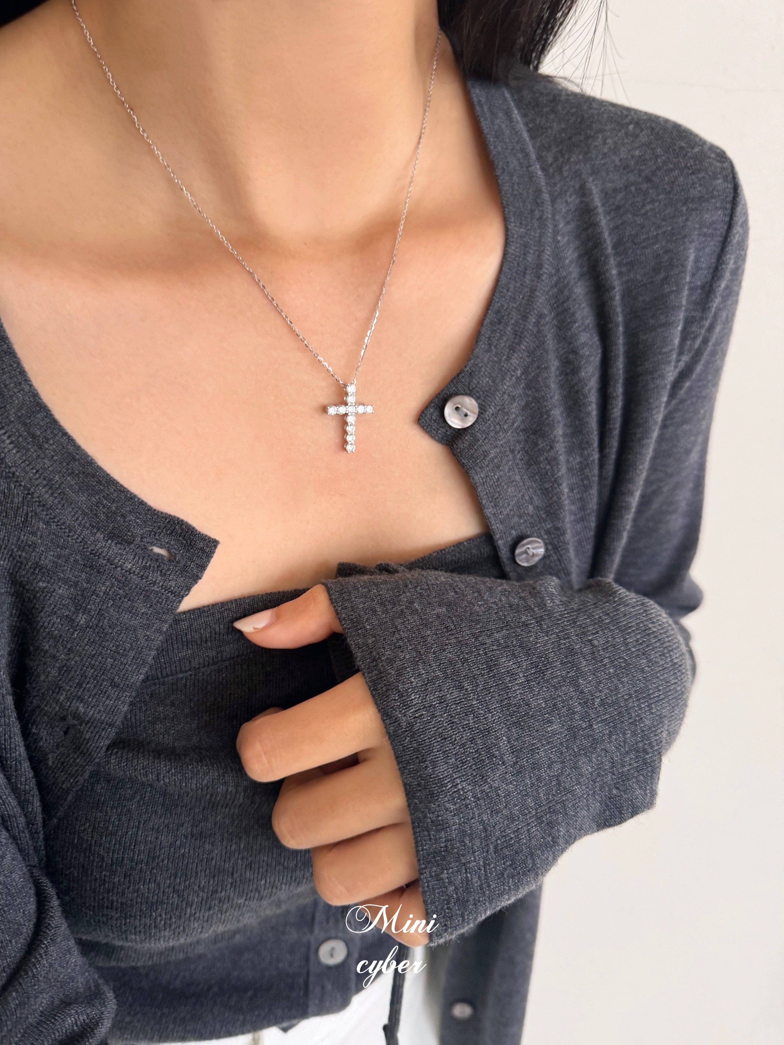 MINICYBER STUDIO - Wholesale Pendant/Charm Necklace - Silver Cross Sparkle Necklace10