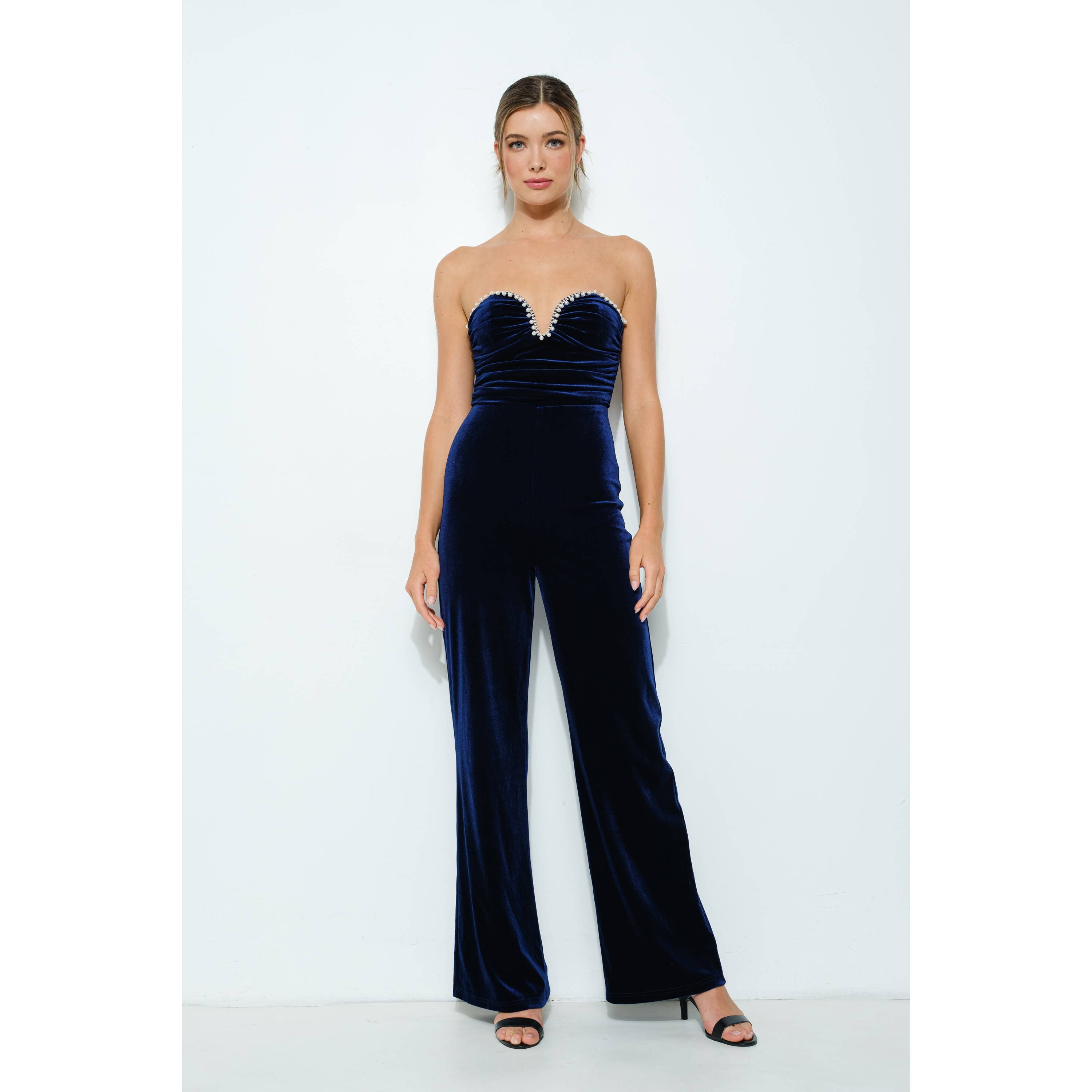 INA – wholesale Jumpsuit - Dam – Sweetheart Velvet Pearl Trim Axelbandslös Jumpsuit1