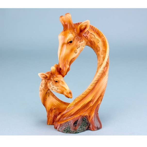 Têtes de girafe en bois sculpté, 23 cm pour la vente par Nauticalia