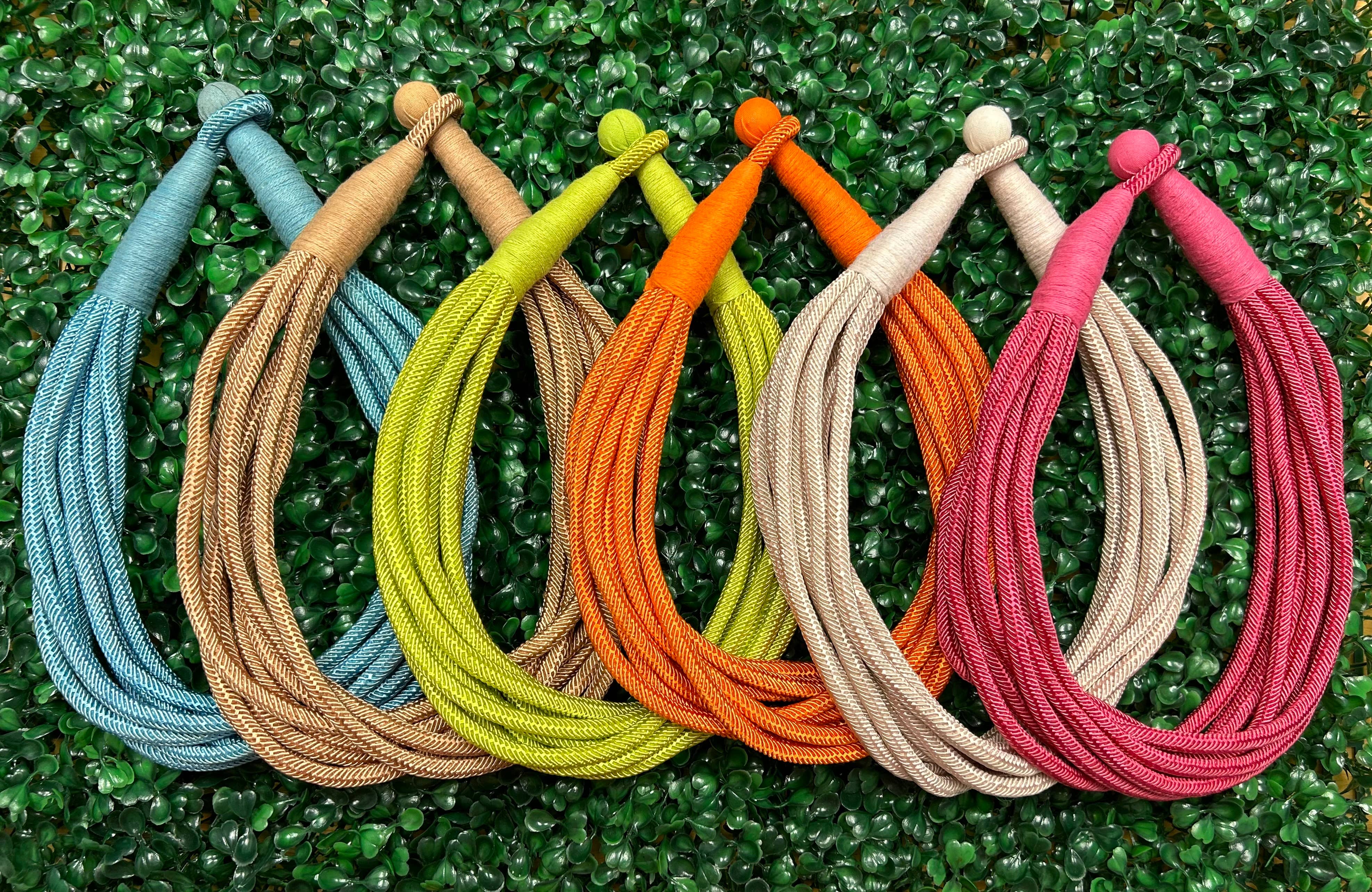 TWO FORTY TWO - Vente Colliers tissés - Collier "Original" en slub à 8 brins (orange)2