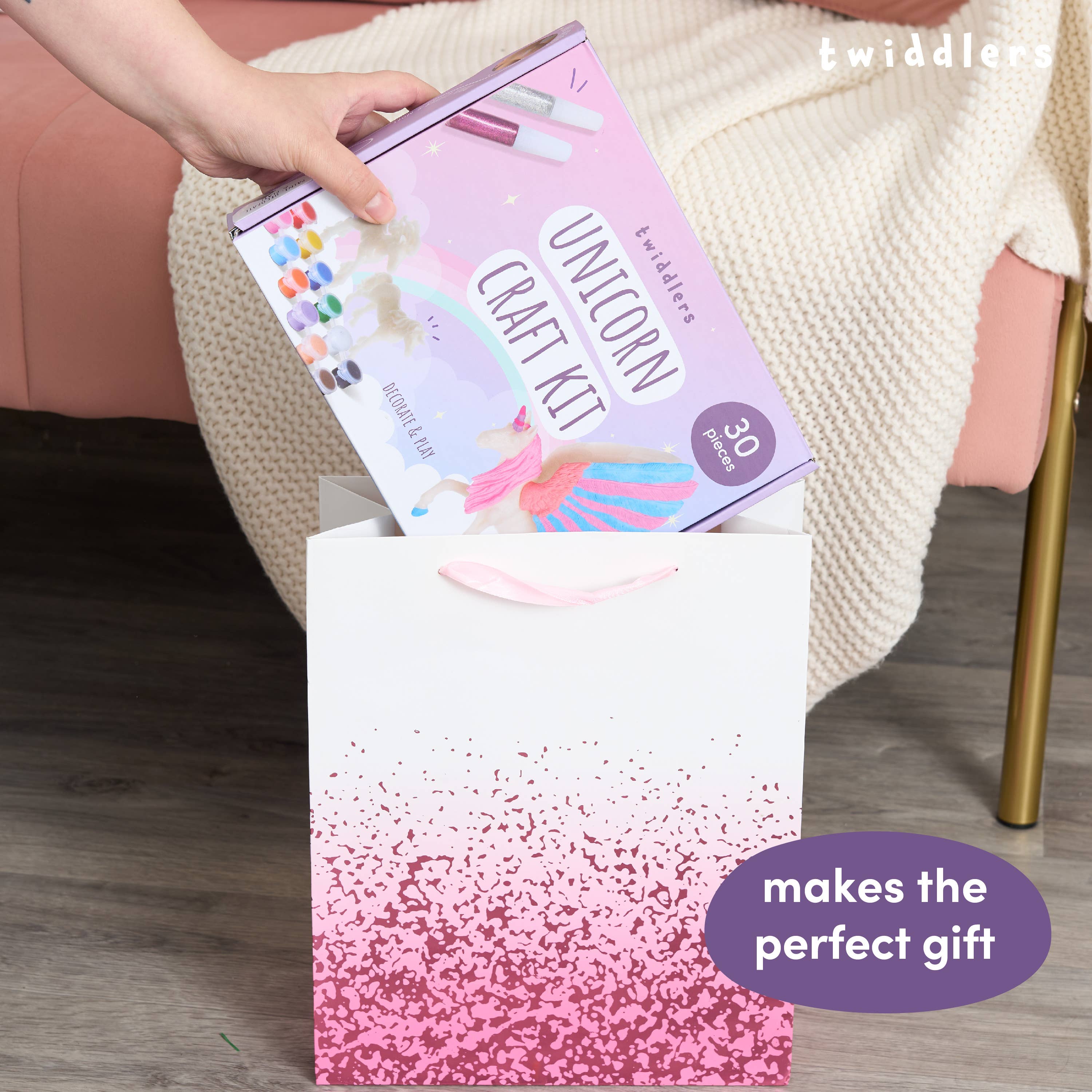 The Twiddlers – Kit de artesanato DIY - Criança por atacado – Kit de Pintura para Criar seu Próprio Unicórnio com Glitter Colorido e Adesivos5