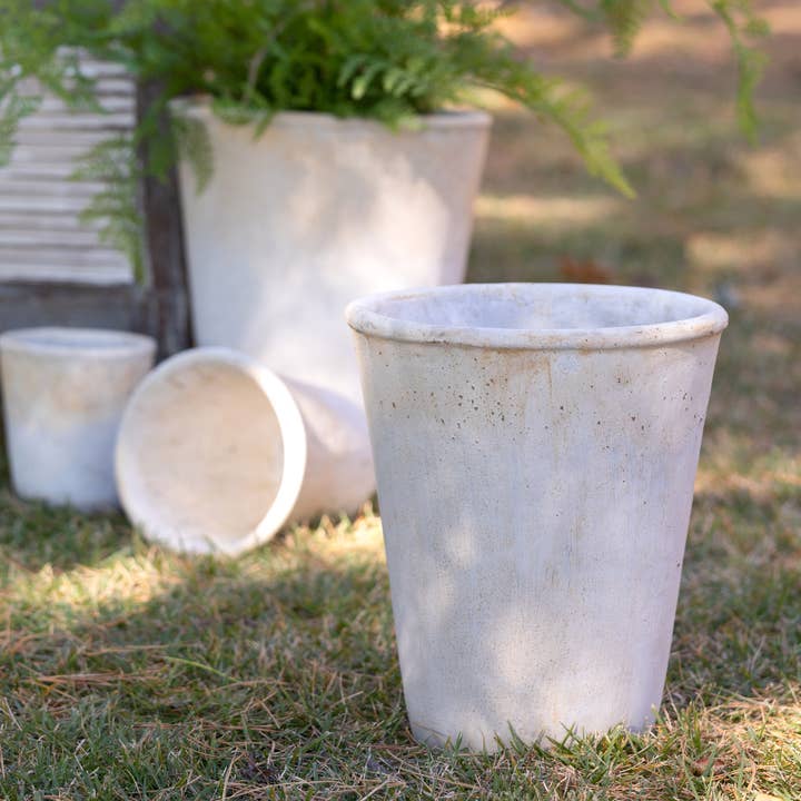 Park Hill Collection - Wholesale Plant Pot - Distressed Concrete Tall Planter Medium