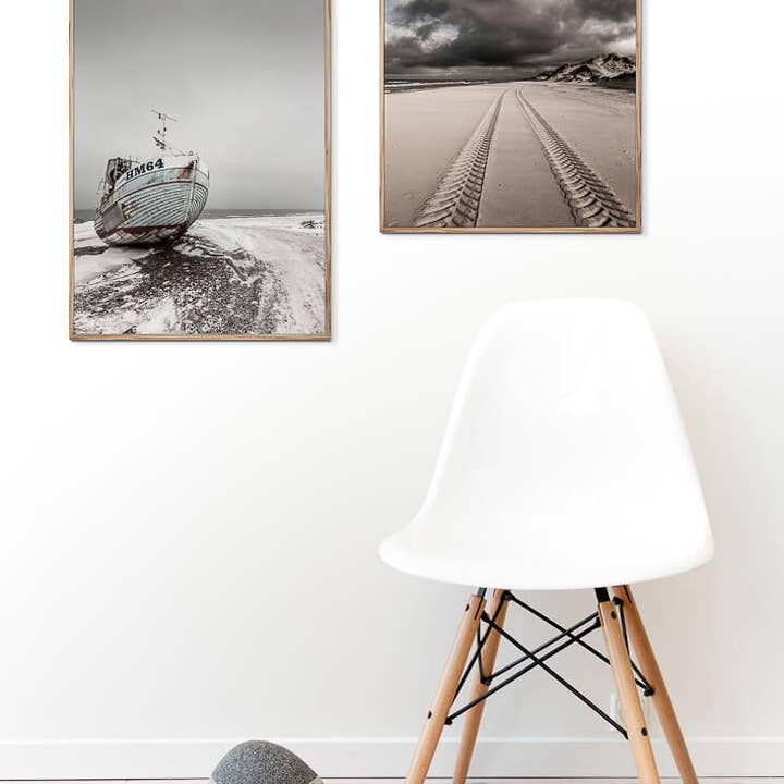 Foto Factory - Wholesale Art Print - Tracks on the beach3