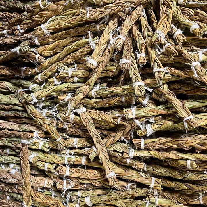Faiza Naturals - Wholesale Sage Bundle - Sweetgrass Braids (4 inch)