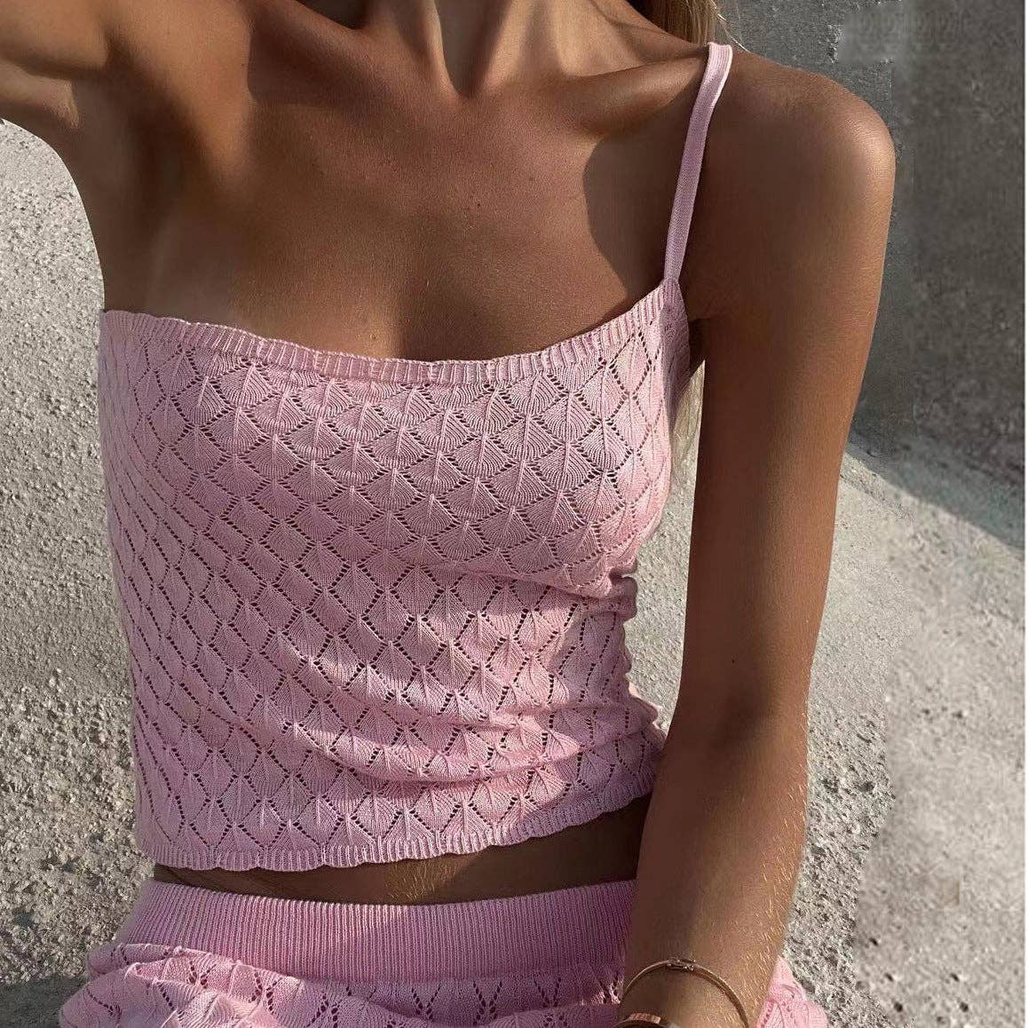 Set rosa Completo estivo chic Marayn: top corto lavorato a maglia e gonna lunga in vendita all'ingrosso su Faire6