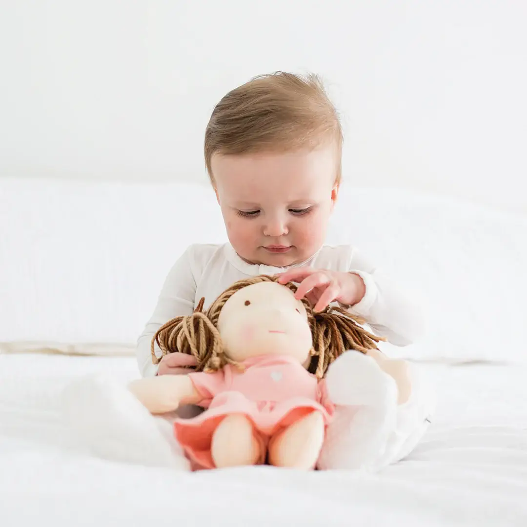 Lulujo Baby – Engroshandel Dukke - Børn – Waldorf-inspireret dukke – håndlavet, 25 cm, Min ven Madi4