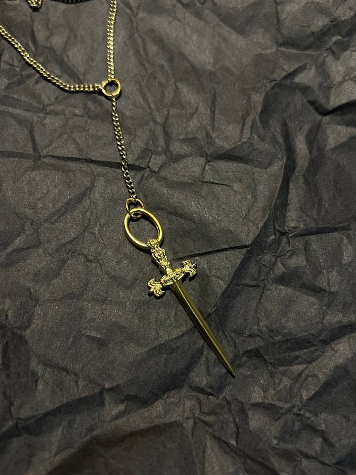 Sværdhalskæde for engroshandel hos Bare Bones Jewelry London