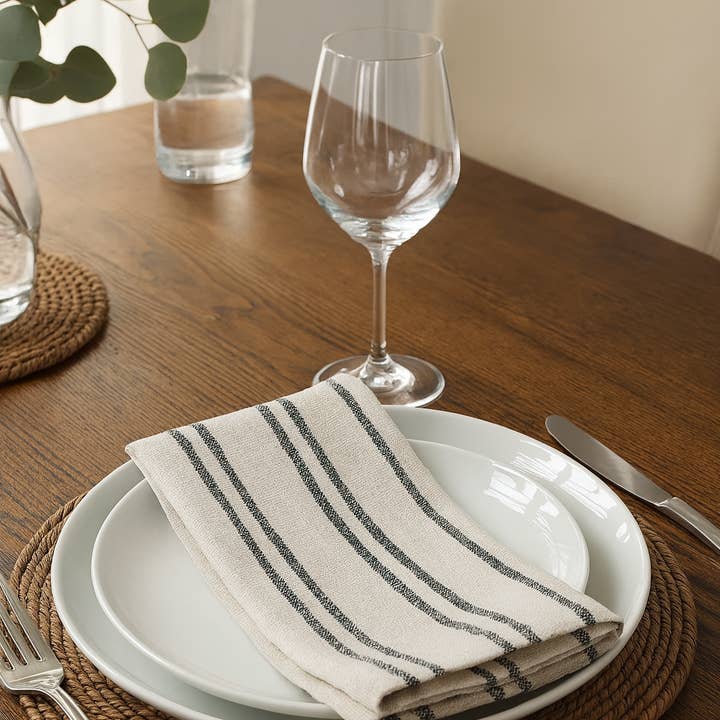 Fennco Styles - Wholesale Dinner & cloth napkin - Black Modern Striped Linen-Poly Cloth Dinner Napkin 0